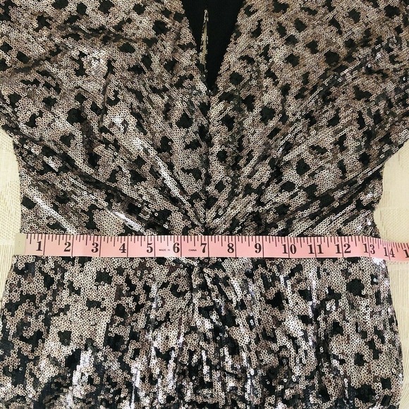 Harlyn Sequin Cocktail Dress Short Sleeves Front‎ Slit Size S - Picture 8 of 12